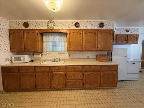 1005 Avenue G, Ely, NV 89301 photo 7
