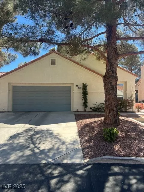 2273 Cassatt Dr, Henderson, NV 89074
