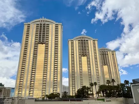 145 E Harmon Ave #1105, Las Vegas, NV 89109