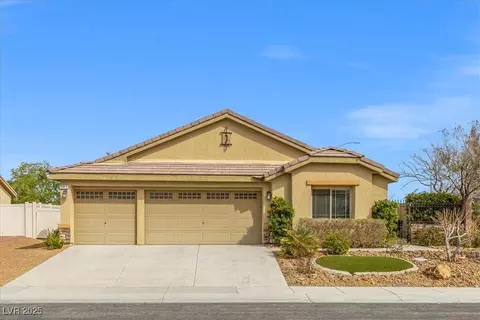 5912 Cuddles Ct, North Las Vegas, NV 89081