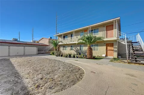 5228 Pebble Beach Blvd, Las Vegas, NV 89108