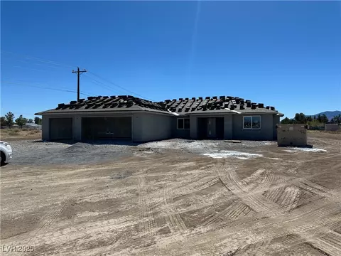 331 Huracan St, Pahrump, NV 89048