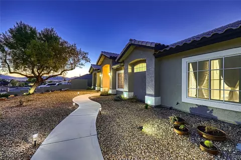 1630 Sundown Dr, Henderson, NV 89002