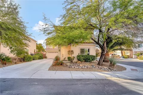 2293 Bull Lake Dr, Henderson, NV 89052