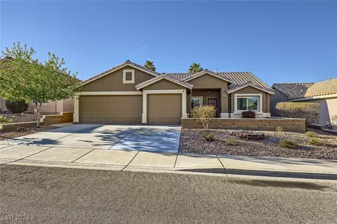 917 Pigeon Forge Ave, Henderson, NV 89015