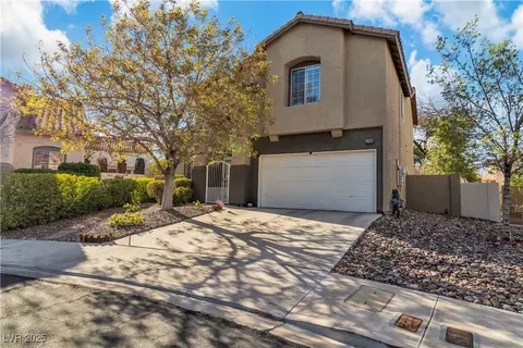 9768 Northern Dancer Dr, Las Vegas, NV 89117