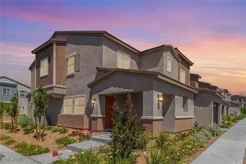 6208 Rathbone St, Las Vegas, NV 89166