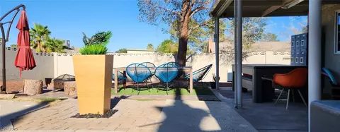 5318 Palmyra Ave, Las Vegas, NV 89146