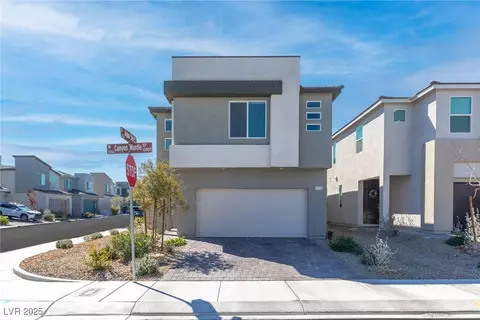 10165 Canyon Mantle St, Las Vegas, NV 89166
