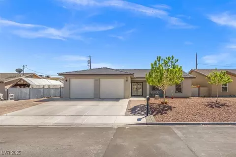 4669 E Saint Louis Ave, Las Vegas, NV 89104