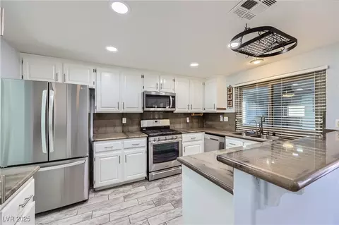 263 Baring Cross St, Henderson, NV 89074