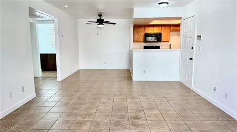7100 Pirates Cove Rd #1022, Las Vegas, NV 89145