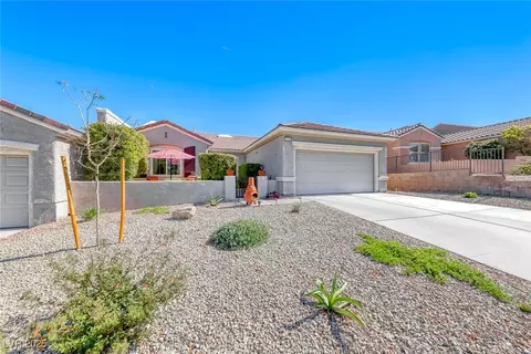 2734 Grand Forks Rd, Henderson, NV 89052