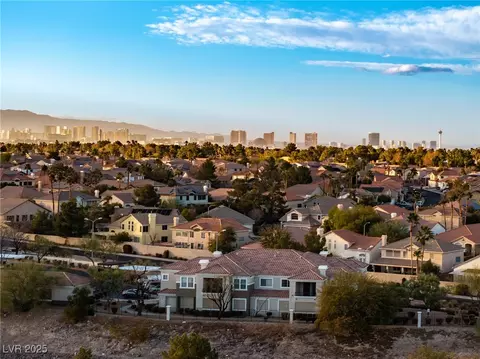 2325 Windmill Pkwy #1711, Henderson, NV 89074