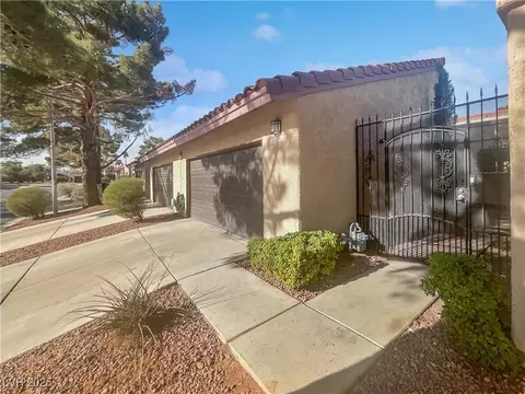 1858 Camino Verde Ln, Las Vegas, NV 89119