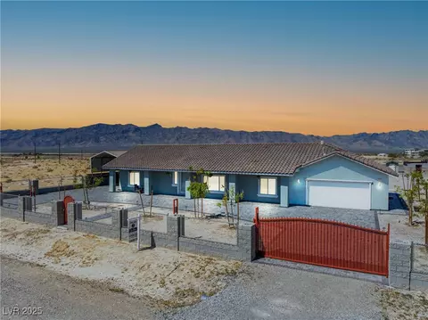 9090 Josephine St, Pahrump, NV 89048
