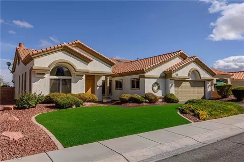 2212 Sierra Heights Dr, Las Vegas, NV 89134