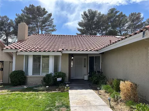 8641 Surtidor Dr, Las Vegas, NV 89117