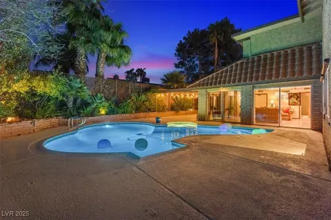 4360 Flandes St, Las Vegas, NV 89121