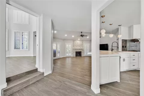 7356 Mission Hills Dr, Las Vegas, NV 89113