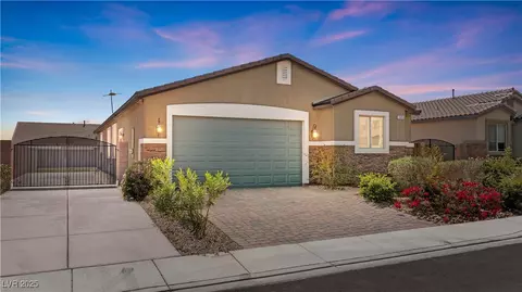 2091 Hunt Woods Ct, Laughlin, NV 89029