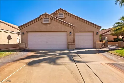 1233 Golf Club Dr, Laughlin, NV 89029