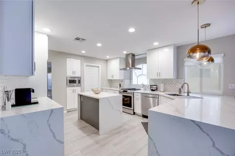 4211 Saxton Green Ave, Las Vegas, NV 89141