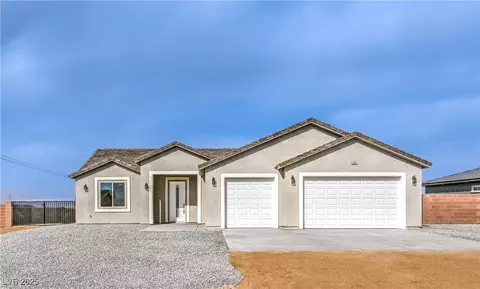 3120 S Torrey Pines Ave, Pahrump, NV 89048