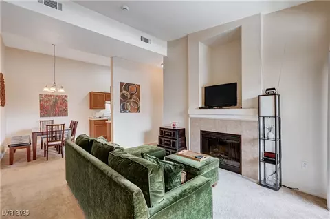 8985 S Durango Dr #2014, Las Vegas, NV 89113