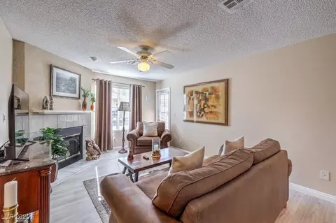 1375 E Hacienda Ave #114, Las Vegas, NV 89119