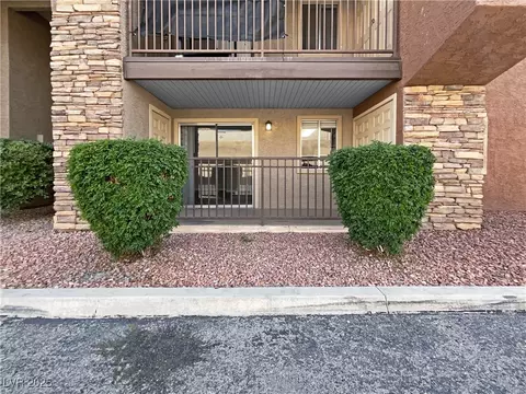 5286 River Glen Dr #421, Las Vegas, NV 89103