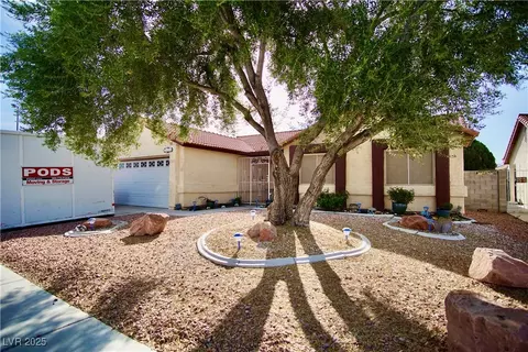2905 Gentilly Ln, Las Vegas, NV 89108