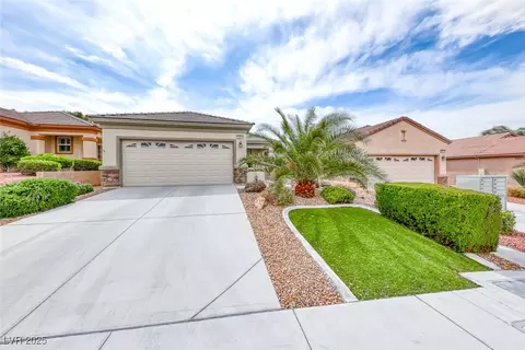 2561 Cosmic Dust St, Henderson, NV 89044