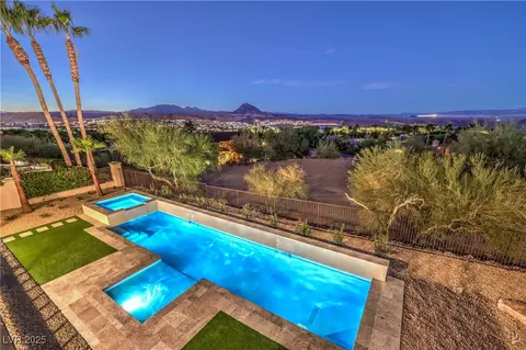 18 Placa De Rei Ct, Henderson, NV 89011