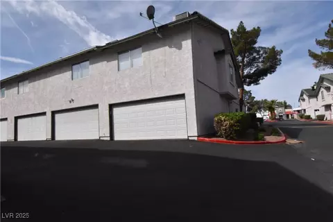 2431 Old Forge Ln #101, Las Vegas, NV 89121