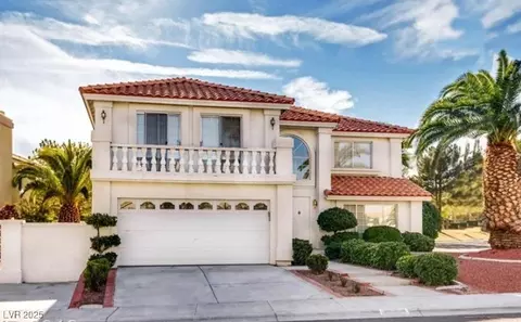 9421 Hollycrest Dr, Las Vegas, NV 89117