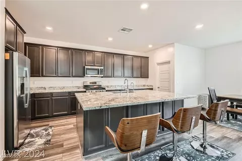 4826 Royal Magnolia St, North Las Vegas, NV 89031