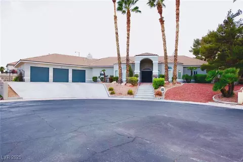 2111 Loro Ct, Las Vegas, NV 89117