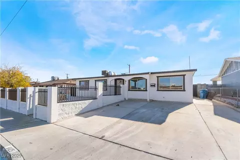 6425 Evergreen Ave, Las Vegas, NV 89107