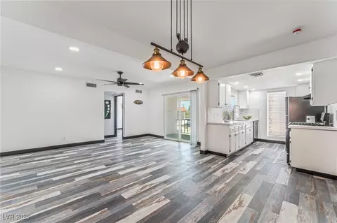 1405 Vegas Valley Dr #236, Las Vegas, NV 89169