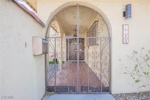 1709 Chapman Dr, Las Vegas, NV 89104