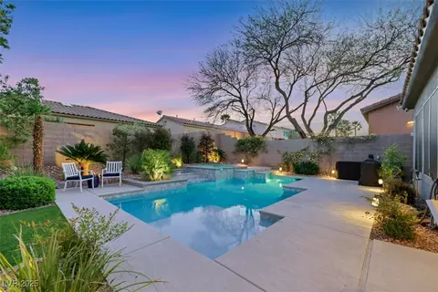 7181 Barton Creek Ct, Las Vegas, NV 89113