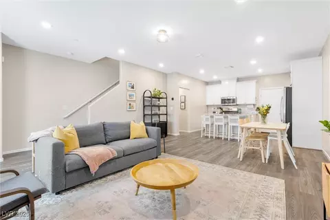 6239 Milford Sound St, Las Vegas, NV 89148