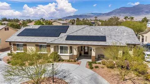 5892 Castleberry Peak Ave, Las Vegas, NV 89131