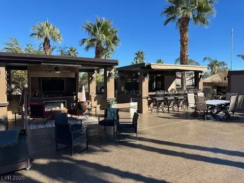 8175 Arville St #392, Las Vegas, NV 89139