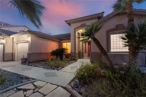 7079 Mountridge Dr, Las Vegas, NV 89110