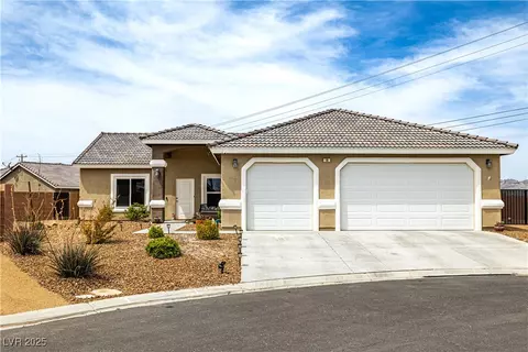 10 Magnolia Blvd, Pahrump, NV 89048