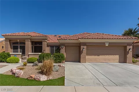 2304 Sun Cliffs St, Las Vegas, NV 89134