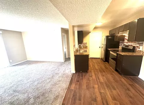 201 Mission Laguna Ln #105, Las Vegas, NV 89107