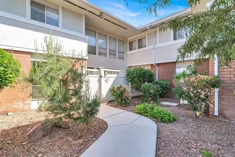 697 Oakmont Ave #3311, Las Vegas, NV 89109